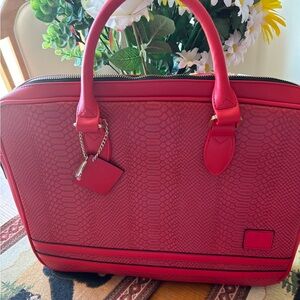 Tote and Carry laptop/briefcase with shoulder strap